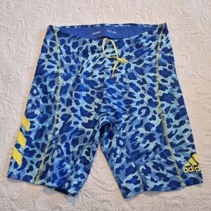 Adidas L 2021 Pro Elite Team Half Tights in the blue edition leopard print